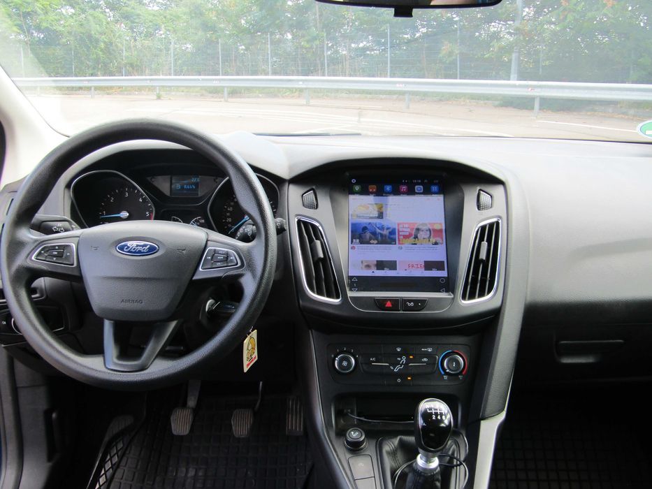 FORD Focus 2015 — imagine 11