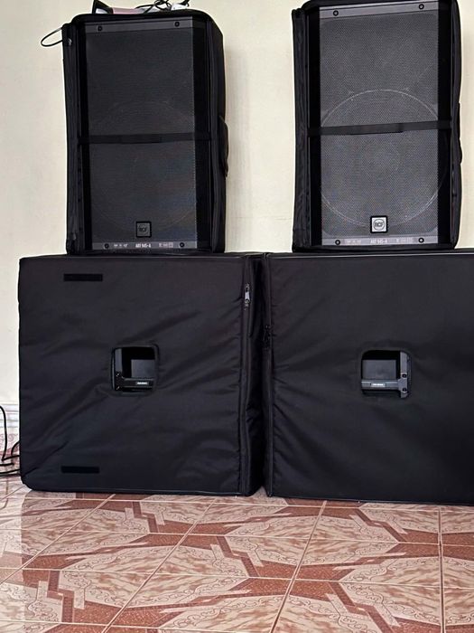 Sistem Audio RCF Complet 2 Boxe + 2 Basi + Mixer + Cabluri + Huse si Stativuri