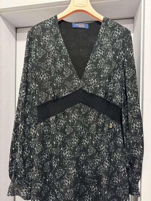 Страхотна рокля Trussardi