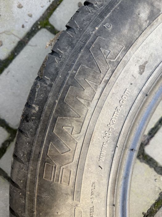 Продам шины комплект 185/75/16