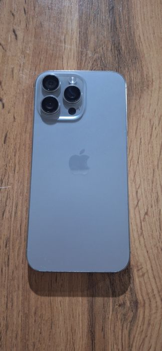 Продам IPhone 16 Pro Max 256