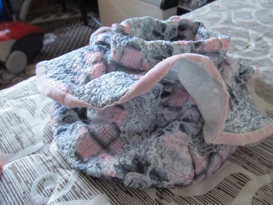 Нова детска пола от Италия за момиче 2-3 год., официална, елегантна