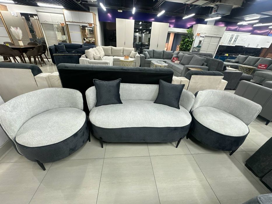 Диван и два кресло