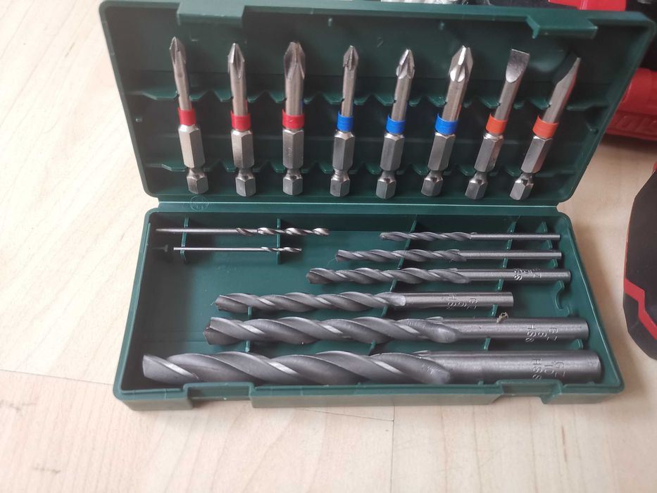 НОВ Акумулаторен Витоверт Parkside 20v  +16 бр аксесоара