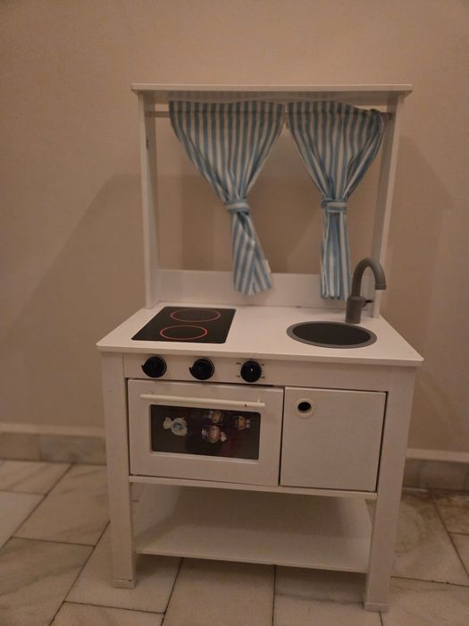 Bucătarie de copii Ikea