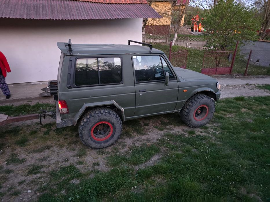 Vând  Hyundai  Galloper