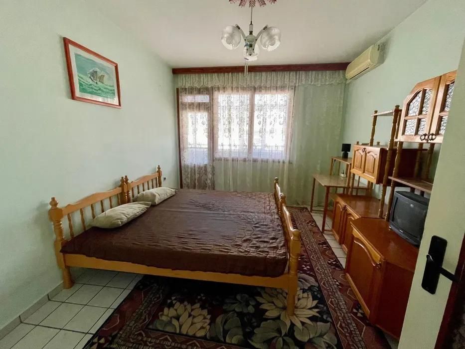 Дава се под наем Многостаен апартамент в Варна, Автогара - 160 кв.м за 610.98 € - Снимка #5