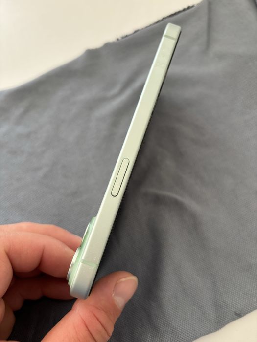 iPhone 15 128  gb