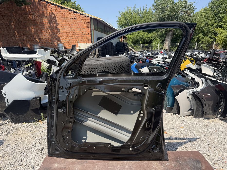 Врата BMW X1 U11 2022 год.-