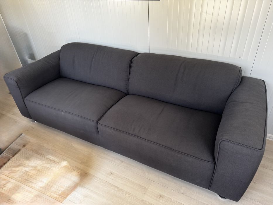 Масивен диван неразтегаем