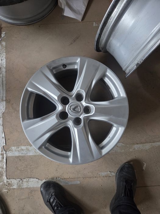 Диски на Toyota Rav4