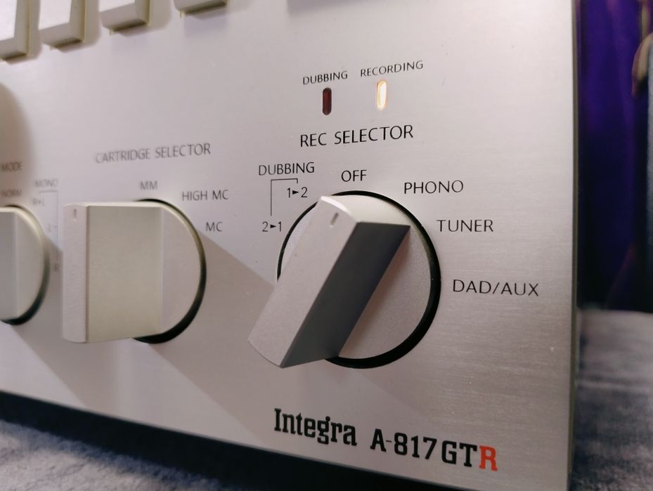 ONKYO Integra A-817GTR