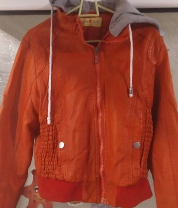 Запазени детски якета