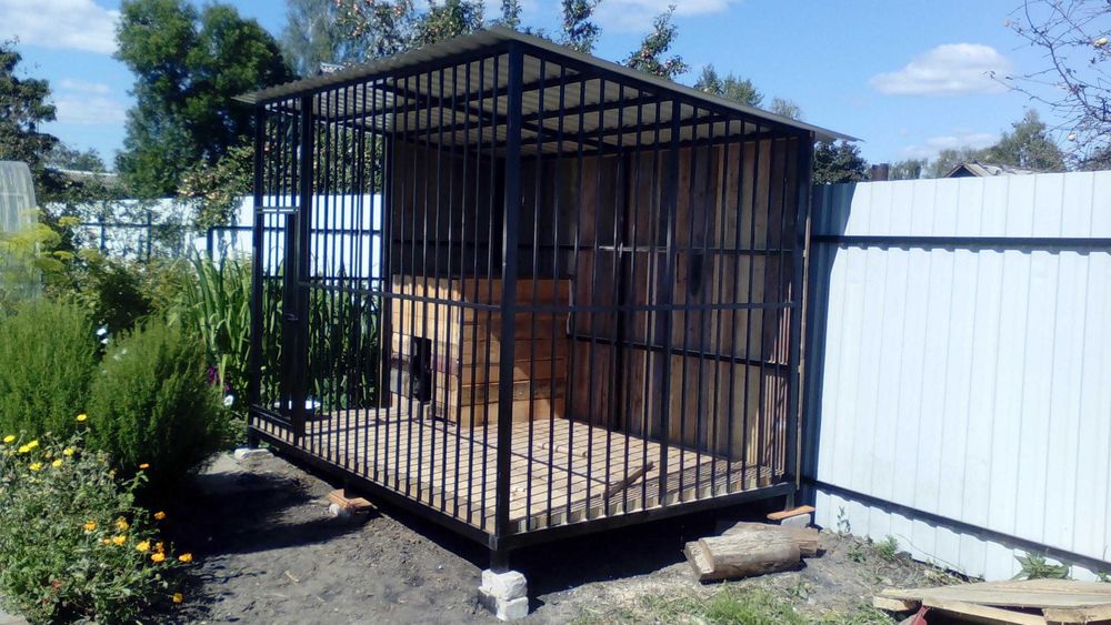 Вольер для алабая 2*2. Вольер для овчарки 2х3. Вольер для собаки хаски. Вольеры для собак. Вольер для собаки бигль.