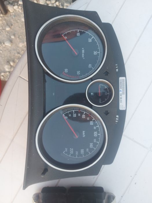 Оригинално Табло Астра H, Зафира Б 2004- 2009 г