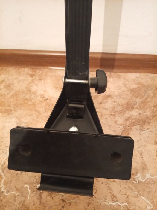 Продам багажник на легковой автомобиль