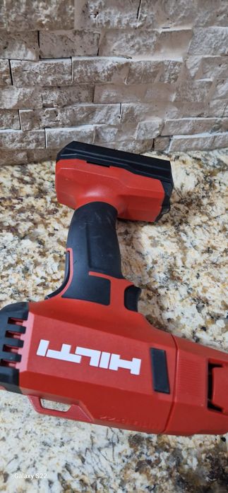 Hilti set scule pe acumulator