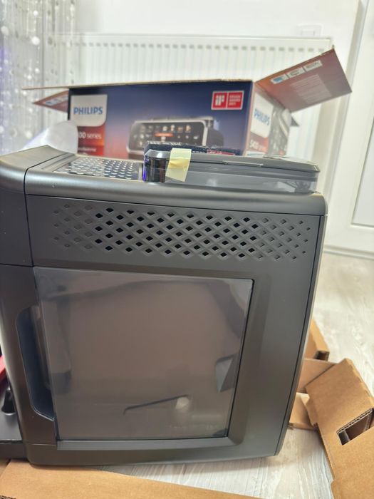 VÂND Espressor Philips 5400 Series – 12 băuturi – NOU, SIGILAT