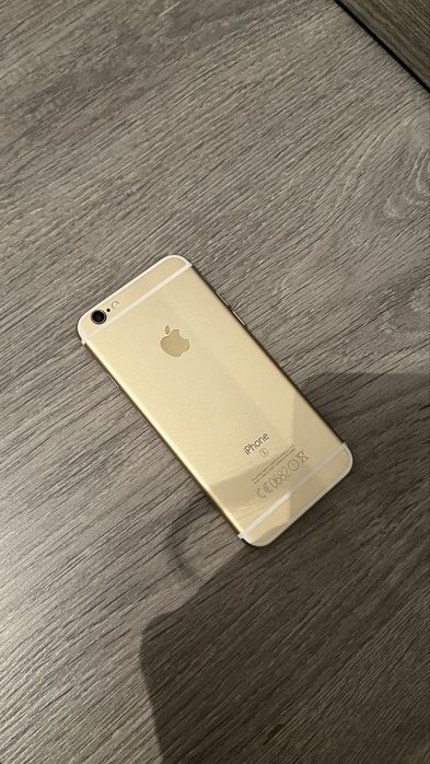 Продам айфон 6   S