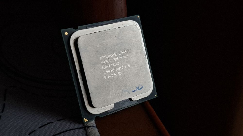 продам intel core 2 duo e7400