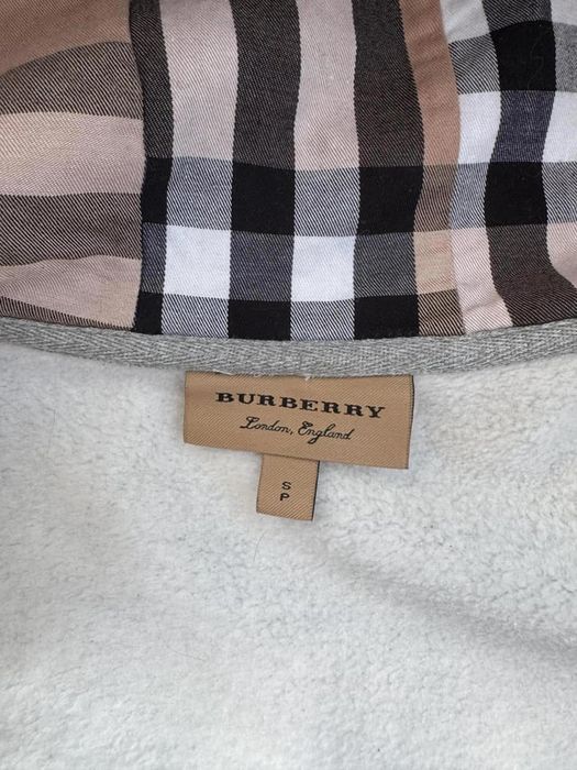 Суичър Burberry