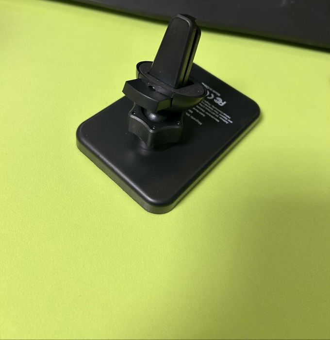 Magsafe безжично зарядно + магнитен държач за кола