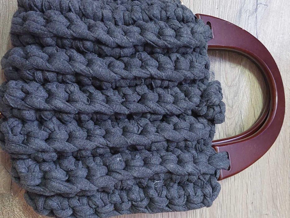 Дамска плетена чанта