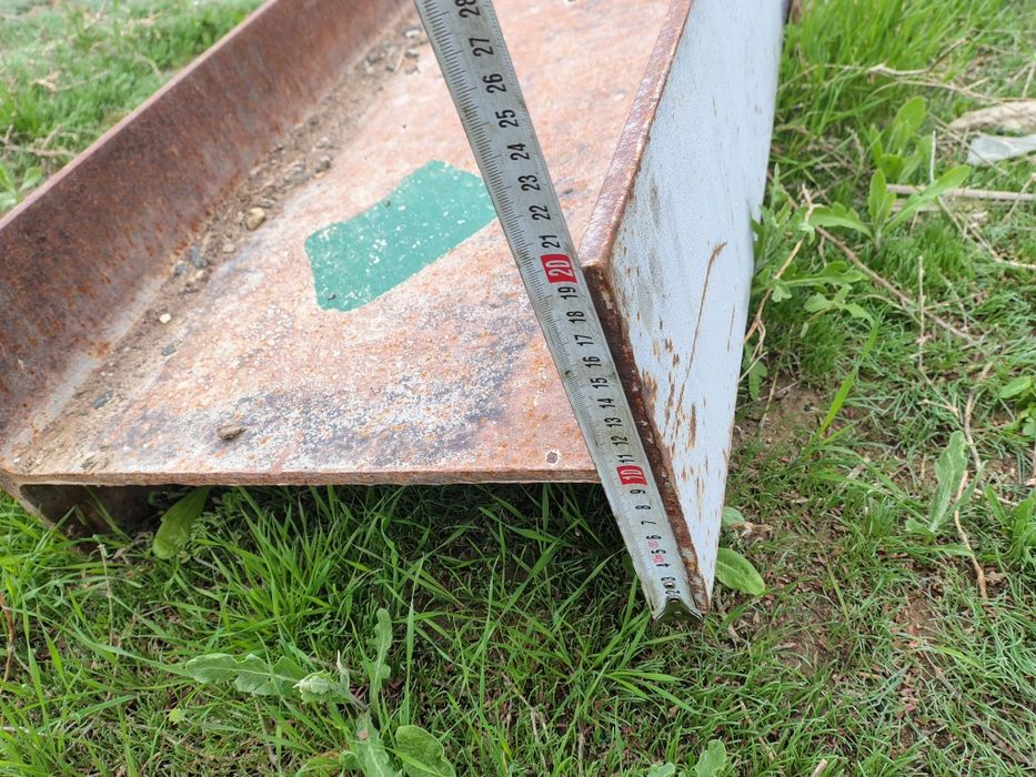 Швеллер по 12 м.