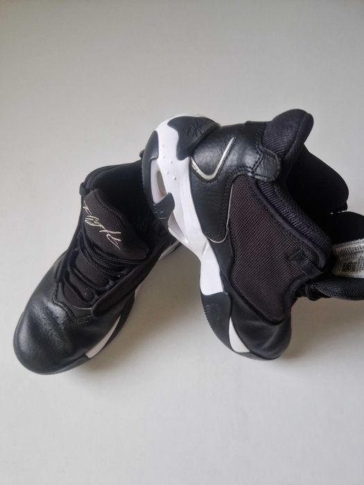 Jordan Max Aura 4 оригинални маратонки