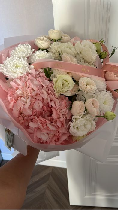 Свежие букеты продам