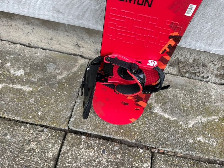 Placa snowboard Burton Cruzer V-Rocker 154cm wide cu legături Burton