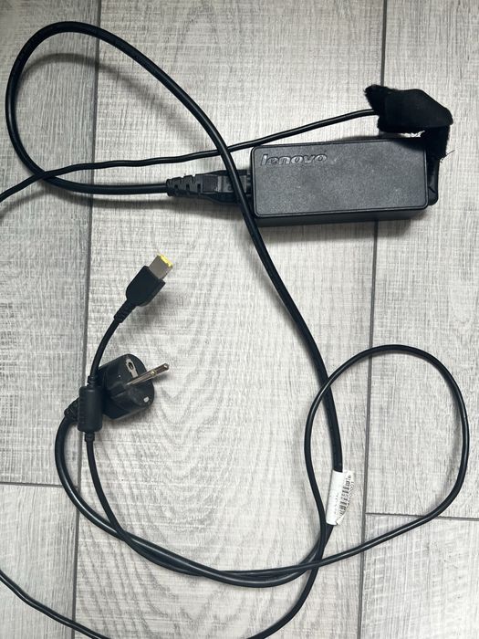 Зарядка для ноутбука Lenovo