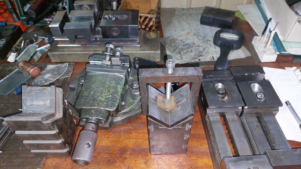 Менгемета,магнитни маси,маса за прав ъгъл