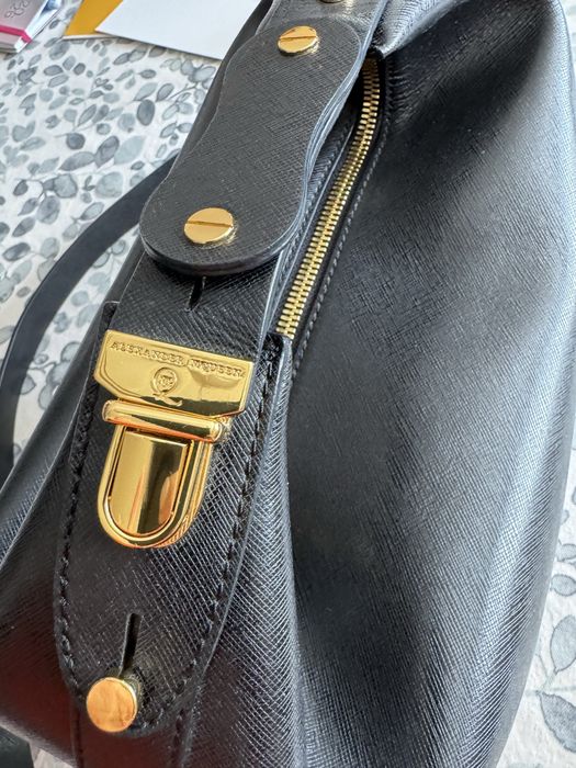 Alexander McQueen дамска чанта