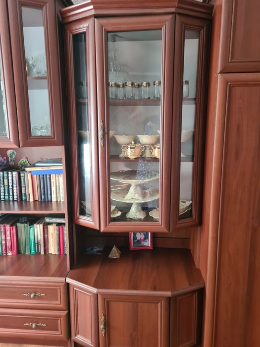 Стенка - гарнитур зальный