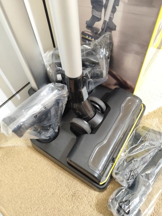 Вертикална прахосмукачка Kerher VC6