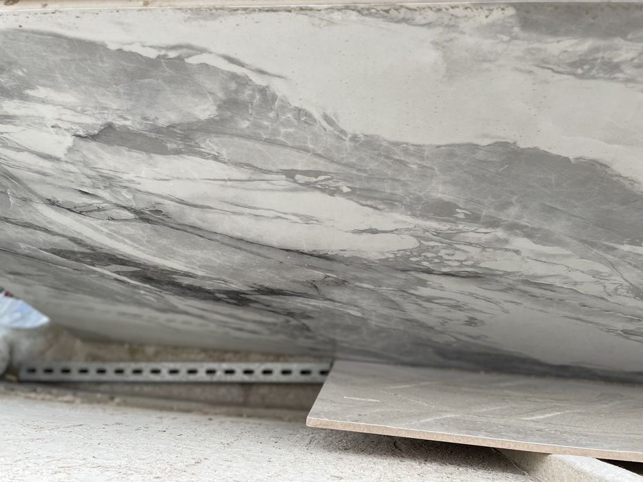 Белый керамогранит глянцевый турецкий