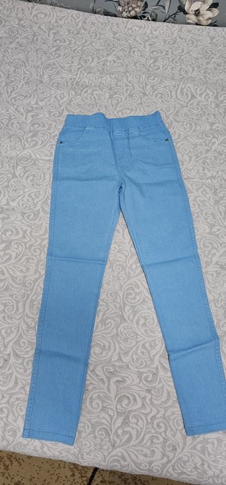 Женская одежда в отличном состояний