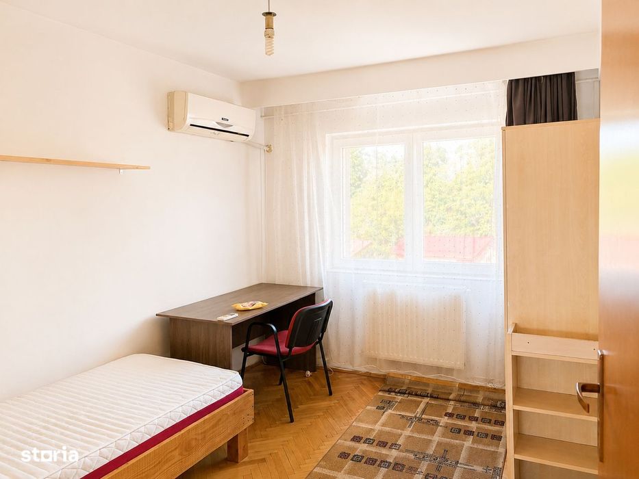 Apartament 3 camere decomandat, 65 mp, garaj, 2 băi, Plopilor