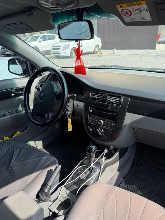 Gentra Sotiladi Qora 2019 moshina ozimzaniki lyuk abs bor balon yengi