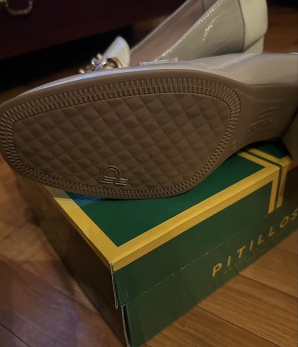 Дамски обувки на ток