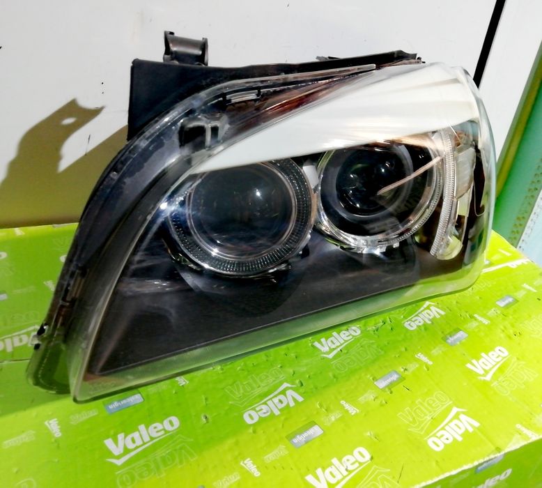 Фар Фарове за БМВ Х1 Е84 / BMW X1 E84 Bi-Xenon.