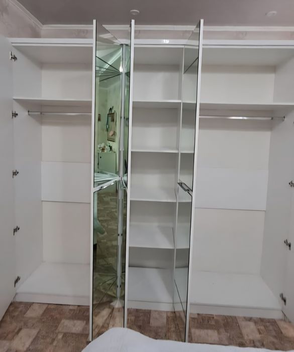 Продам шкаф 5 дверный