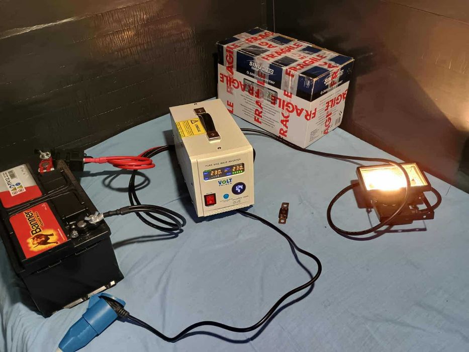 Sursa/ redresor/ Invertor/ UPS VOLT Sinus pro 12 v - 1000 VA - 700W