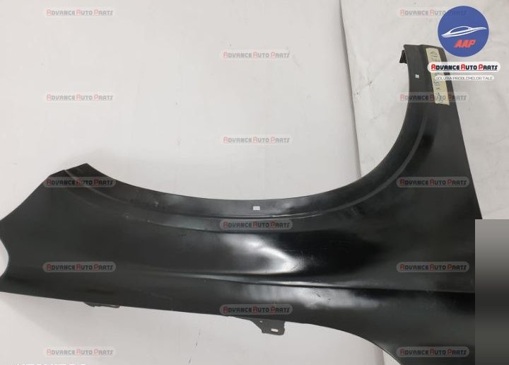 Десен калник в добро състояние Мерцедес-Бенц / Mercedes-Benz GLA-Class