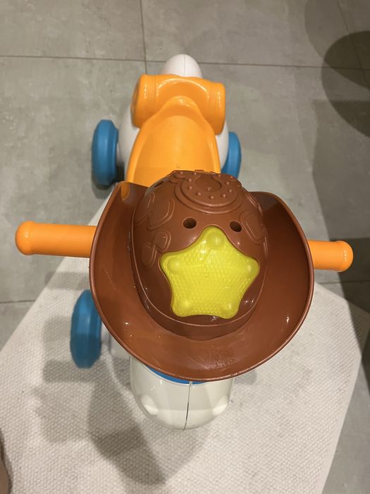 Лошадка каталка на колесах