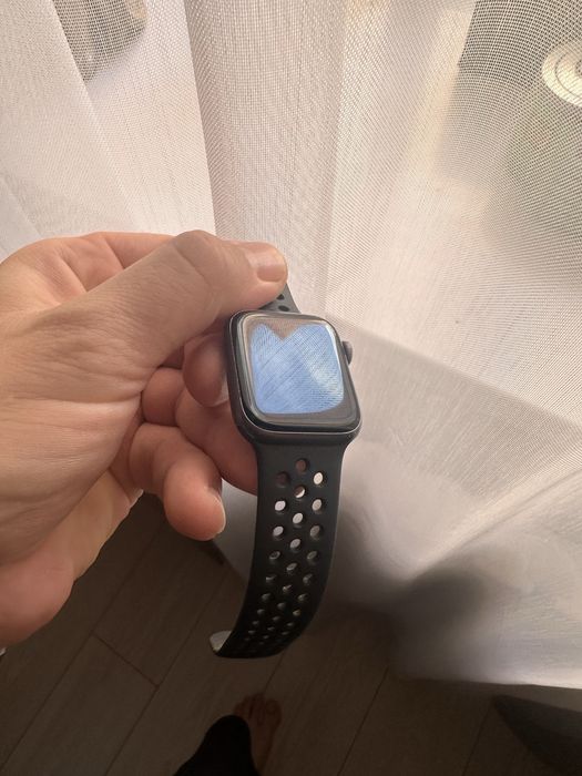 Продам Apple watch