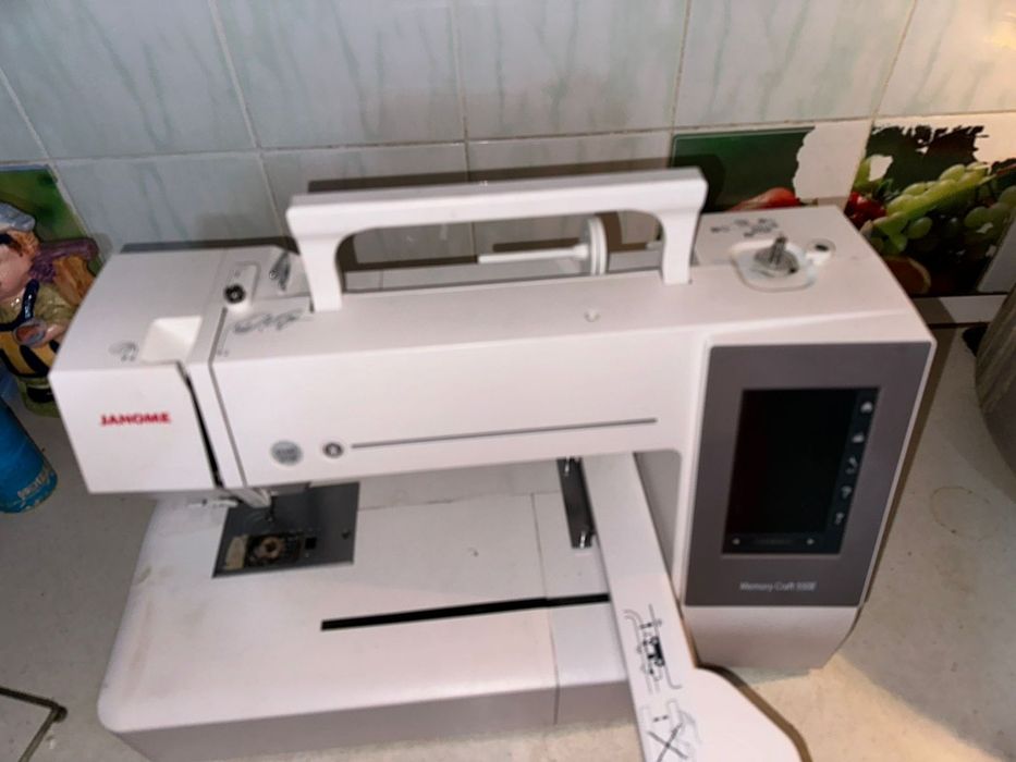 Вышивальная машина JANOME