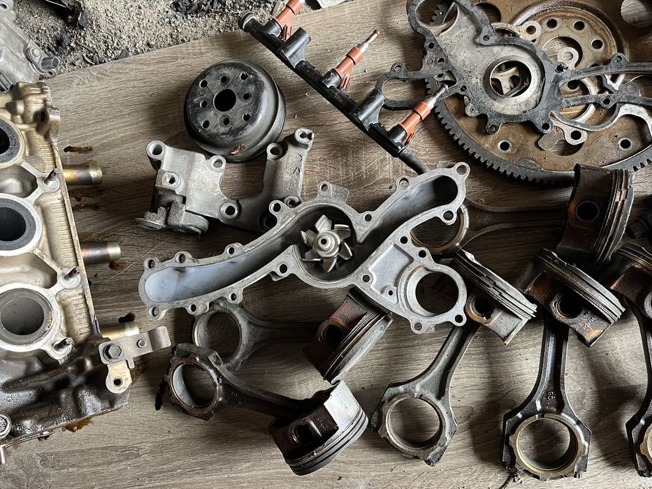 Camry 45 запчасти на двигатель 3.5