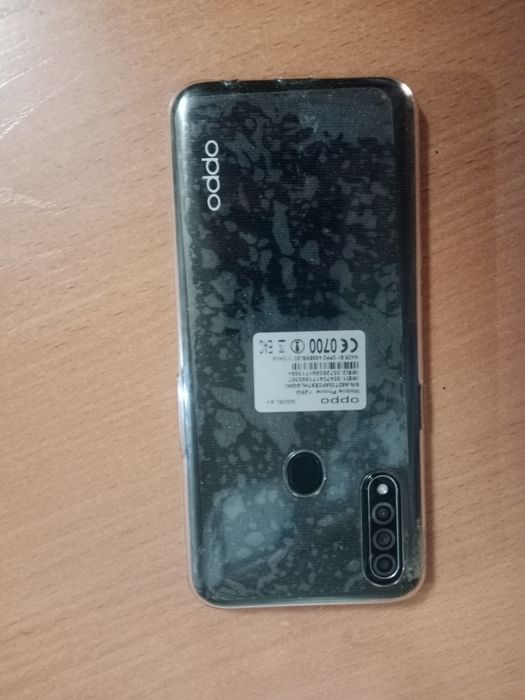 Обменяю телефон OPPO A31